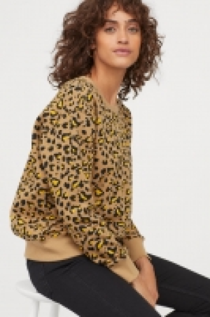  Printed sweatshirt £5.00