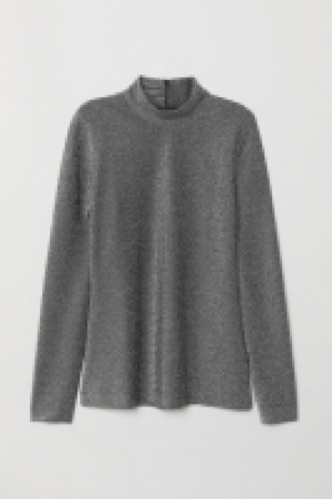  Top with a stand-up collar £13.00