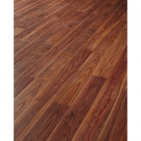 Wickes  Wickes African Walnut Laminate Flooring - 2.46m2 Pack