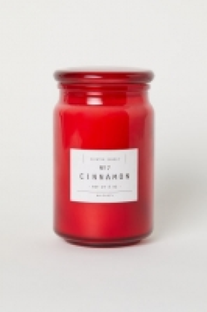  Scented candle in a glass jar £8.00