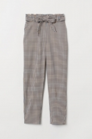  Pull-on cigarette trousers £10.00