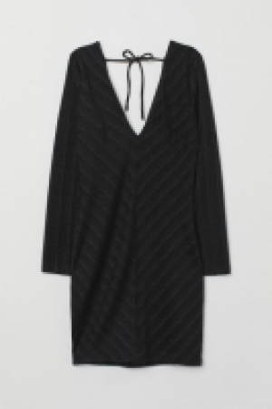  Bodycon dress £9.00