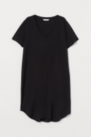  V-neck dress £4.00