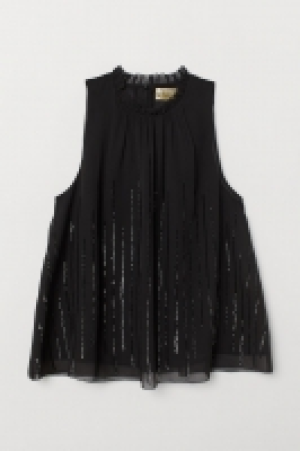  Blouse with sequins £7.00