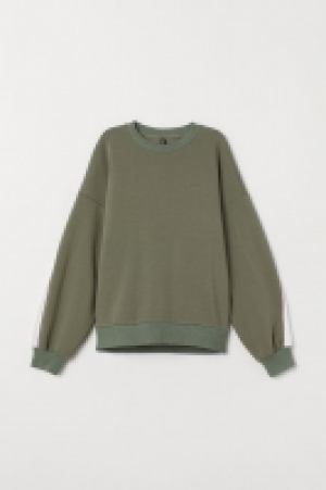  Printed sweatshirt £12.00