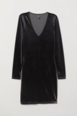  Velour dress £4.00