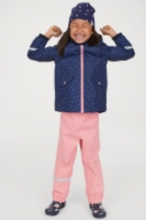  Water-repellent jacket £10.00