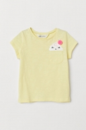  Appliquéd T-shirt £3.00
