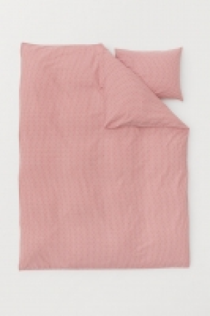  Patterned duvet cover set £13.00