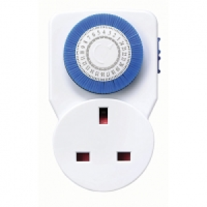 Masterplug White Compact Mechanical Timer Socket with Manual £4.90