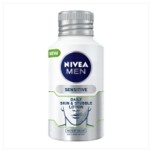 Wilko  Nivea Men Skin & Stubble Face Moisturiser for Sensitive Skin