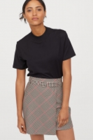  Skirt with a belt £11.00