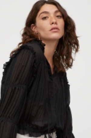  Frilled blouse £15.00