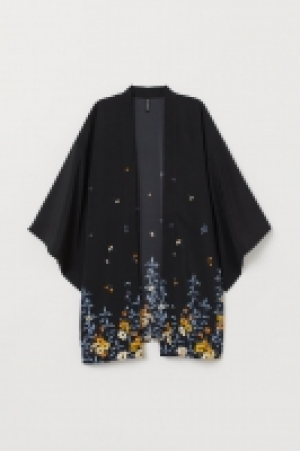  Printed kimono £10.00