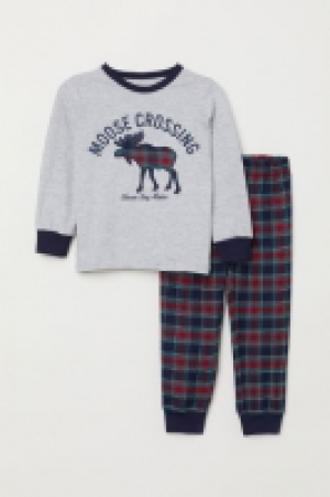  Pyjamas £7.00