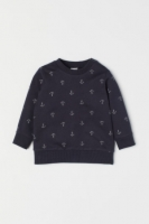  Cotton sweatshirt £4.00