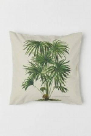  Cushion cover with a motif £4.00