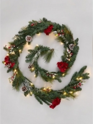 LittleWoods  Pre-Lit Hydrangea Christmas Garland in Red 270 cm