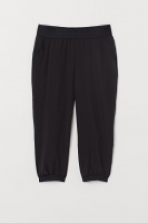  3/4-length sports trousers £10.00