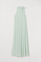 HM   Long dress with a tie collar