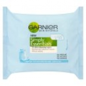 Garnier Skin Naturals Simply Essentials Facial Cleansing Wipes