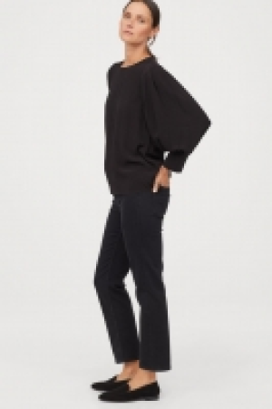  Balloon-sleeved blouse £12.00