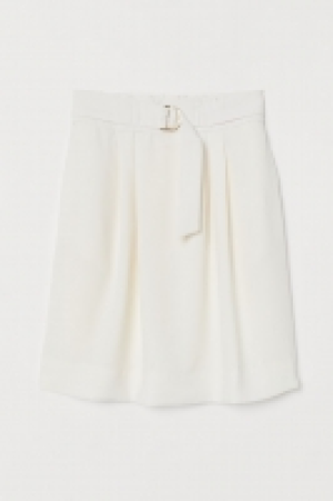  Skirt with a belt £9.00