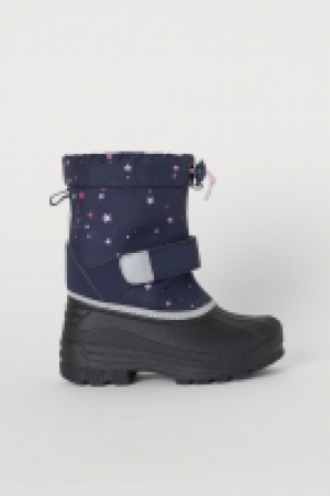  Waterproof boots with lining £10.00