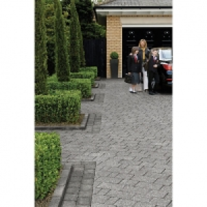 Marshalls Drivesett Textured Kerb Stone - Pennant Grey 120 x
