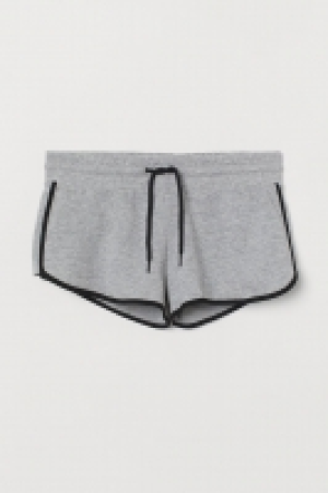  Short sweatshirt shorts £5.00