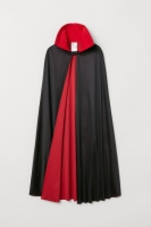  Fancy dress cape £7.00