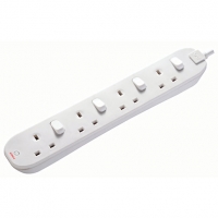 Wickes  Masterplug 4 Socket Individually Switched Extension Lead - W