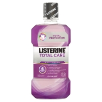 Wilko  Listerine Total Care Clean Mint Mouthwash 500ml
