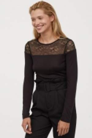  Lace top £6.00