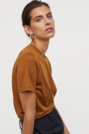  Silk-blend T-shirt £15.00
