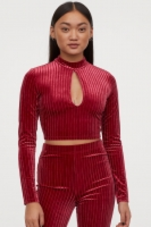  Top with a stand-up collar £8.00