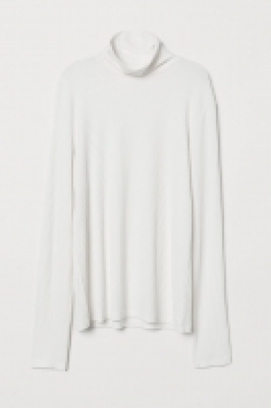  Polo-neck top £10.00