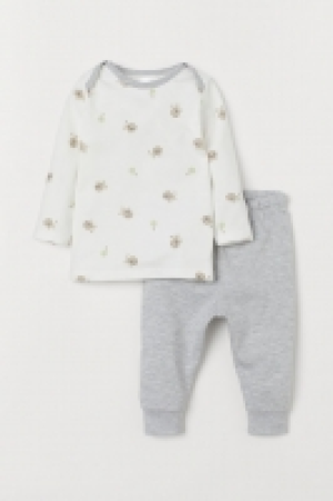  2-piece cotton set £4.00