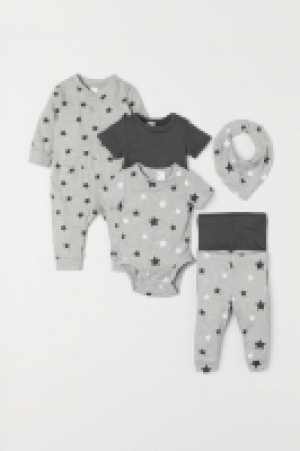  6-piece jersey set £13.00