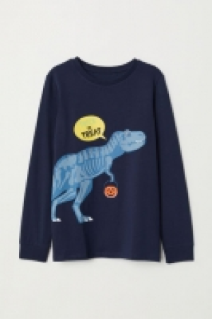  Jersey top with a print motif £4.00