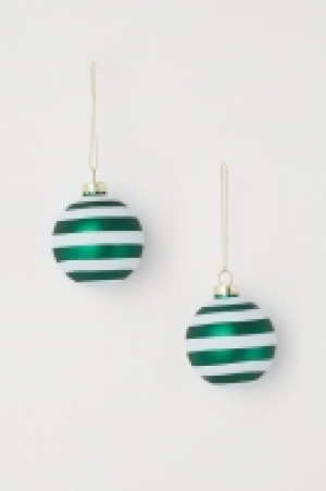  2-pack Christmas tree baubles £3.00