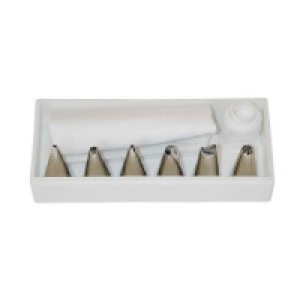 Kitchencraft Cupcake Cases, Pack of 60 Red and White Spots £1.61