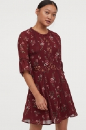  Chiffon dress with lace £20.00