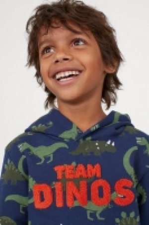  Hooded jumper £5.00