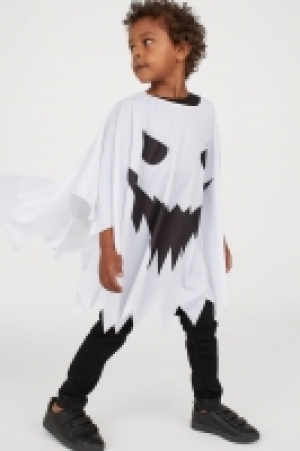 Fancy dress cape £4.00