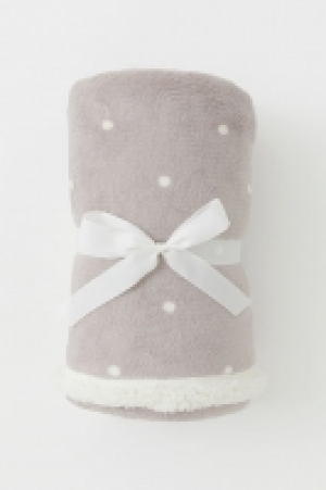  Patterned fleece blanket £12.00