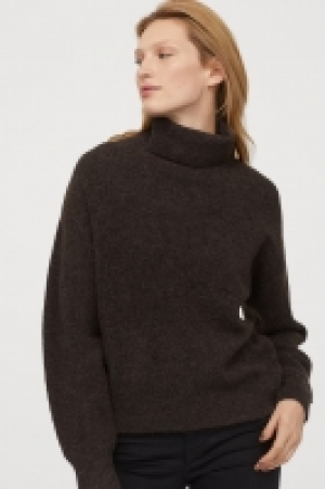  Knitted polo-neck jumper £10.00