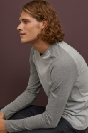  Baseball top £8.00