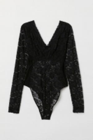  Long-sleeved lace body £7.00