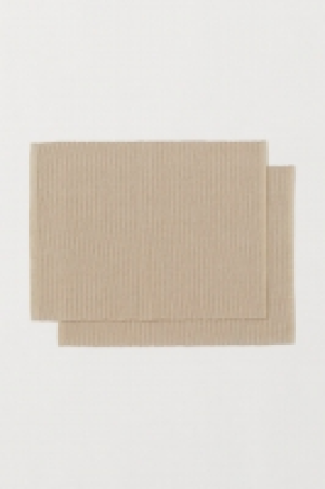  2-pack table mats £5.00